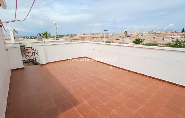 Wiederverkauf - Bungalow - Torrevieja - Parque Acuático - Sector 25