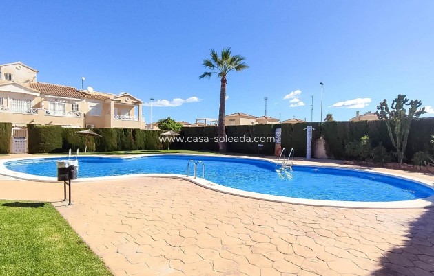 Wiederverkauf - Bungalow - Torrevieja - Parque Acuático - Sector 25