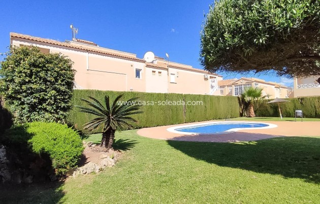 Wiederverkauf - Bungalow - Torrevieja - Parque Acuático - Sector 25