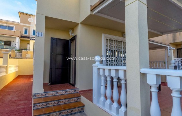 Herverkoop - Villa - Orihuela Costa - Costa Blanca