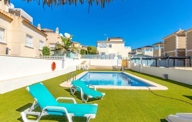 Herverkoop - Villa - Orihuela Costa - Costa Blanca