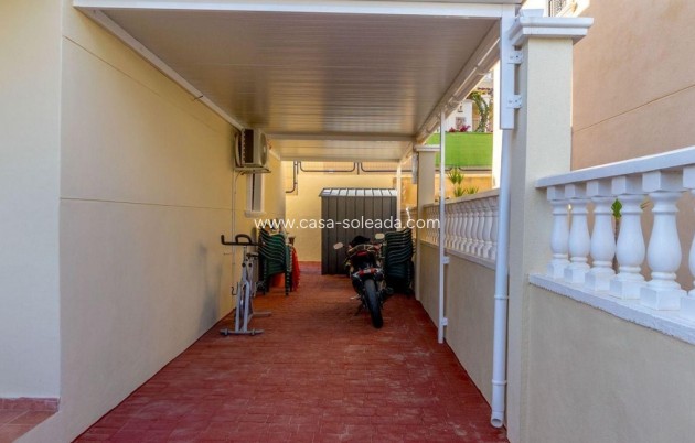 Herverkoop - Villa - Orihuela Costa - Costa Blanca