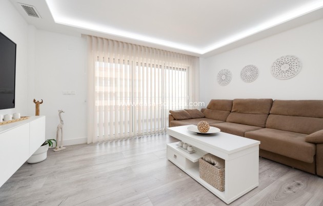 Wiederverkauf - Wohnung - Torrevieja - Acequion