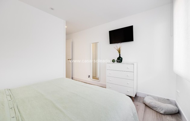 Wiederverkauf - Wohnung - Torrevieja - Acequion