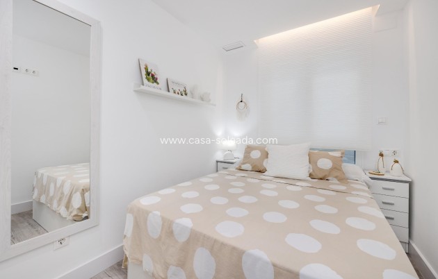 Wiederverkauf - Wohnung - Torrevieja - Acequion