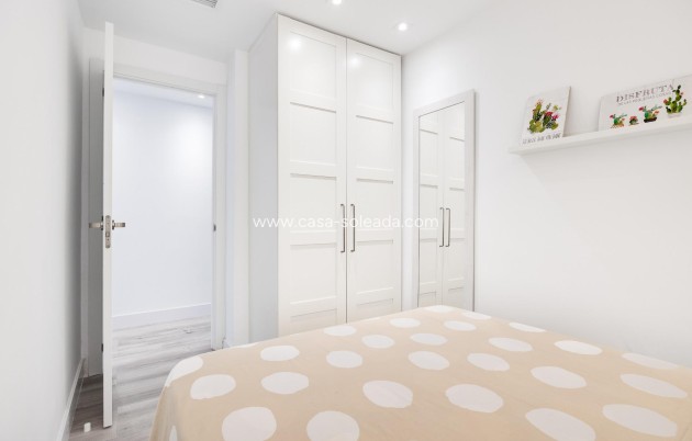 Wiederverkauf - Wohnung - Torrevieja - Acequion