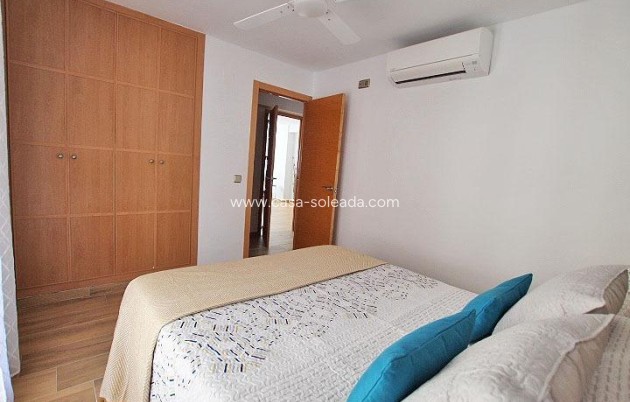 Resale - Apartment / flat - Guardamar del Segura - Pueblo