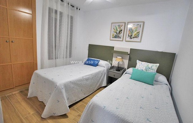 Resale - Apartment / flat - Guardamar del Segura - Pueblo