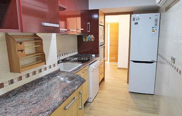 Resale - Apartment / flat - Guardamar del Segura - Pueblo