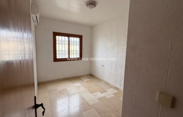 Herverkoop - Villa - Orihuela - Inland