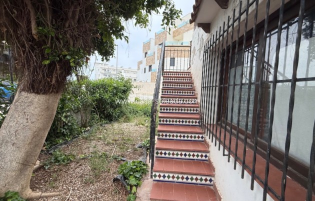 Herverkoop - Villa - Orihuela - Inland