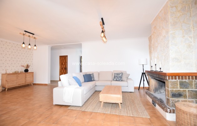Wiederverkauf - Country Property/Finca - Algorfa - Inland