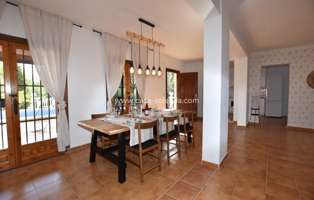 Wiederverkauf - Country Property/Finca - Algorfa - Inland