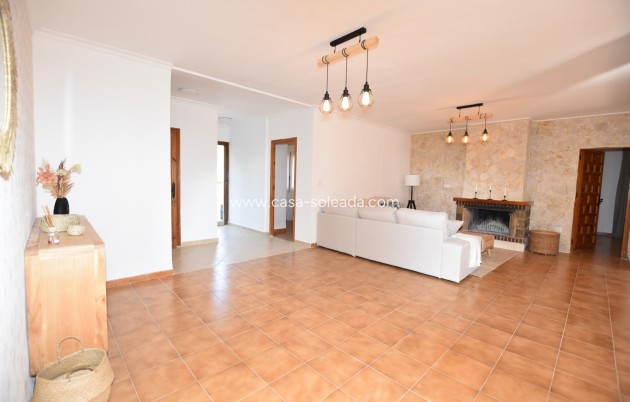 Wiederverkauf - Country Property/Finca - Algorfa - Inland