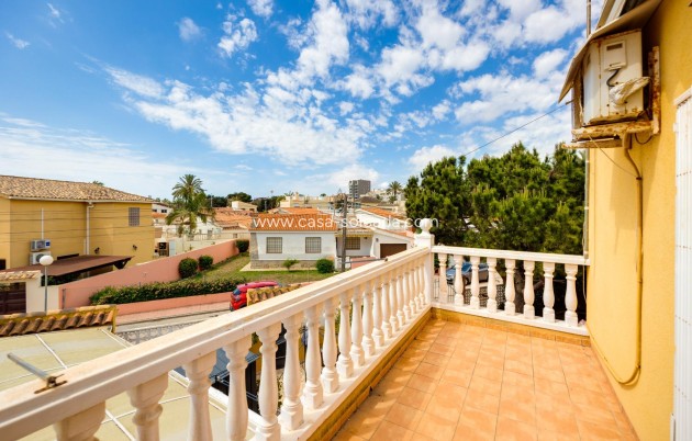 Wiederverkauf - Villa - Torrevieja - Aguas nuevas