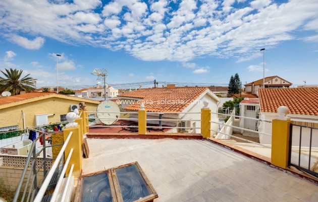 Wiederverkauf - Villa - Torrevieja - Aguas nuevas