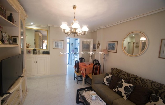 Wiederverkauf - Wohnung - Torrevieja - Mar Azul