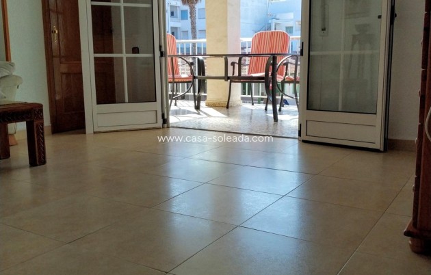 Herverkoop - Appartement / flat - Torrevieja - Playa De Los Naufragos