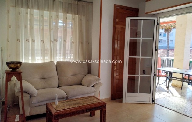 Herverkoop - Appartement / flat - Torrevieja - Playa De Los Naufragos