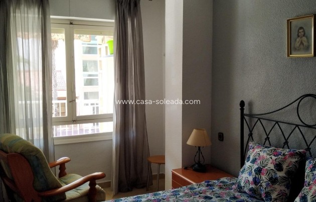 Herverkoop - Appartement / flat - Torrevieja - Playa De Los Naufragos