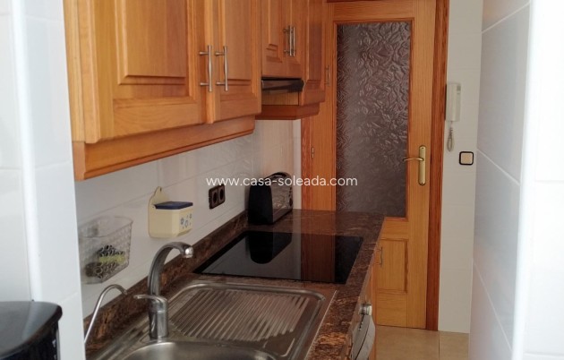 Herverkoop - Appartement / flat - Torrevieja - Playa De Los Naufragos