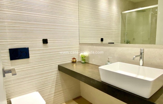 Herverkoop - Appartement / flat - Torrevieja - Punta Prima