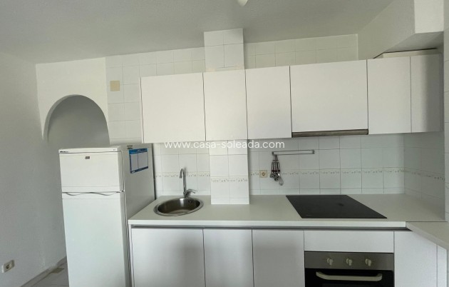 Resale - Apartment / flat - Torrevieja - Center