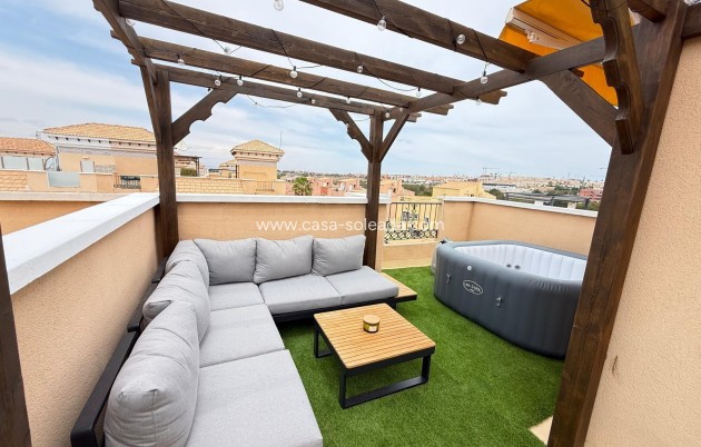 Herverkoop - Villa - Orihuela Costa - Villamartín