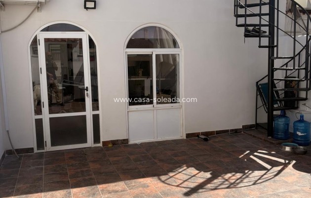 Herverkoop - Bungalow - Torrevieja - La Siesta