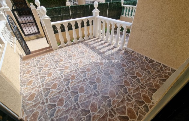 Wiederverkauf - Bungalow - Torrevieja - Playa De La Mata