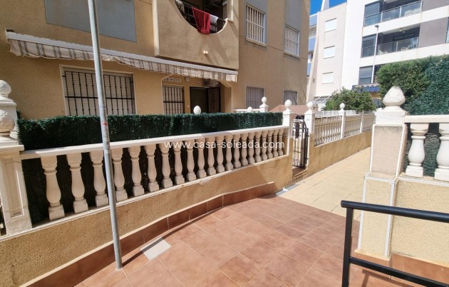 Wiederverkauf - Bungalow - Torrevieja - Playa De La Mata