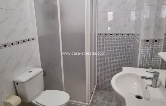 Wiederverkauf - Bungalow - Torrevieja - Playa De La Mata