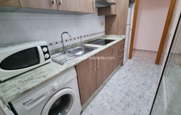 Wiederverkauf - Bungalow - Torrevieja - Playa De La Mata