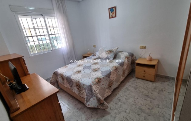 Wiederverkauf - Bungalow - Torrevieja - Playa De La Mata