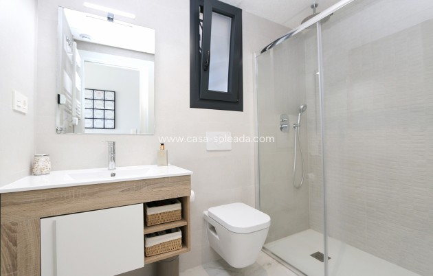 Wiederverkauf - Wohnung - Orihuela Costa - Costa Blanca