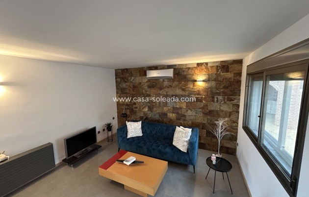 Wiederverkauf - Villa - La Nucía - Costa Blanca