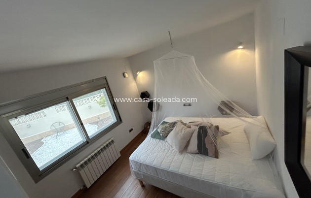 Wiederverkauf - Villa - La Nucía - Costa Blanca