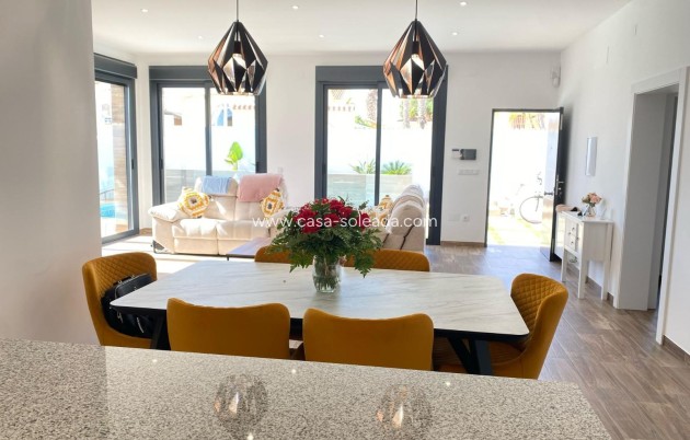 Herverkoop - Villa - Orihuela Costa - Costa Blanca