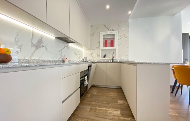 Herverkoop - Villa - Orihuela Costa - Costa Blanca
