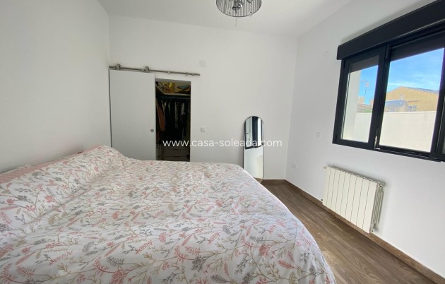 Herverkoop - Villa - Orihuela Costa - Costa Blanca