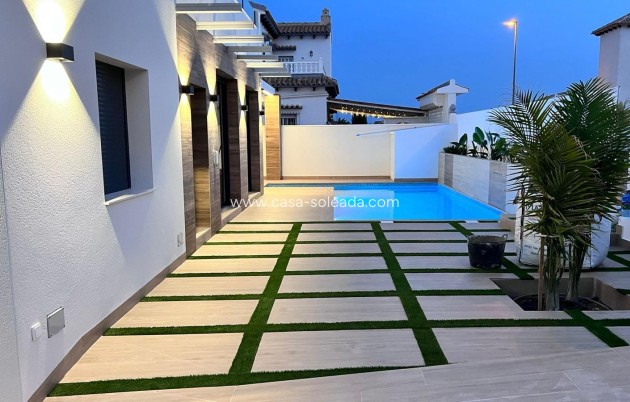 Herverkoop - Villa - Orihuela Costa - Costa Blanca