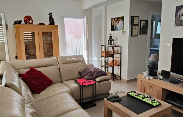 Resale - Villa - La Romana - Inland