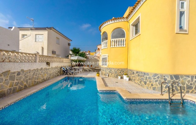 Herverkoop - Villa - Orihuela Costa - Villamartín