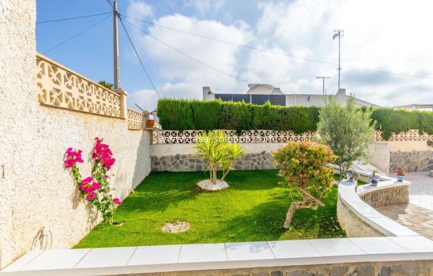Herverkoop - Villa - Orihuela Costa - Villamartín