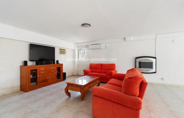 Herverkoop - Villa - Orihuela Costa - Villamartín
