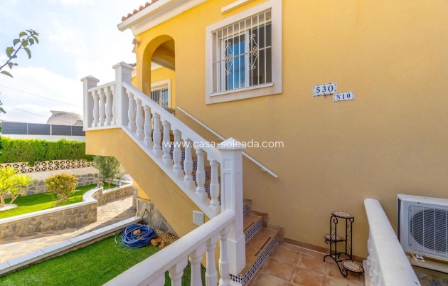 Herverkoop - Villa - Orihuela Costa - Villamartín