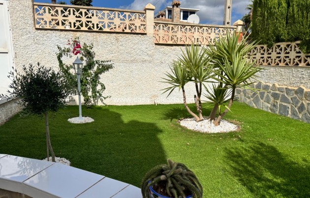 Herverkoop - Villa - Orihuela Costa - Villamartín