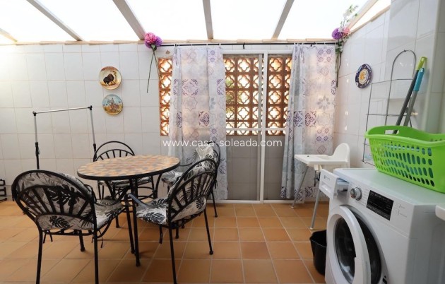Herverkoop - Appartement / flat - Orihuela Costa - Campoamor