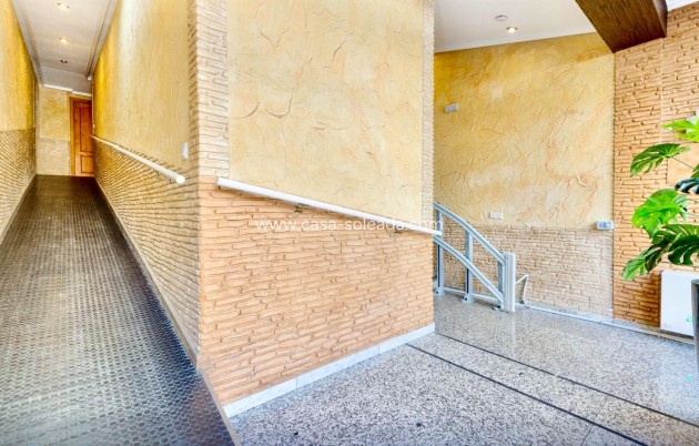 Herverkoop - Appartement / flat - Torrevieja - PARQUE DE LAS NACIONES