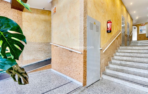 Herverkoop - Appartement / flat - Torrevieja - PARQUE DE LAS NACIONES